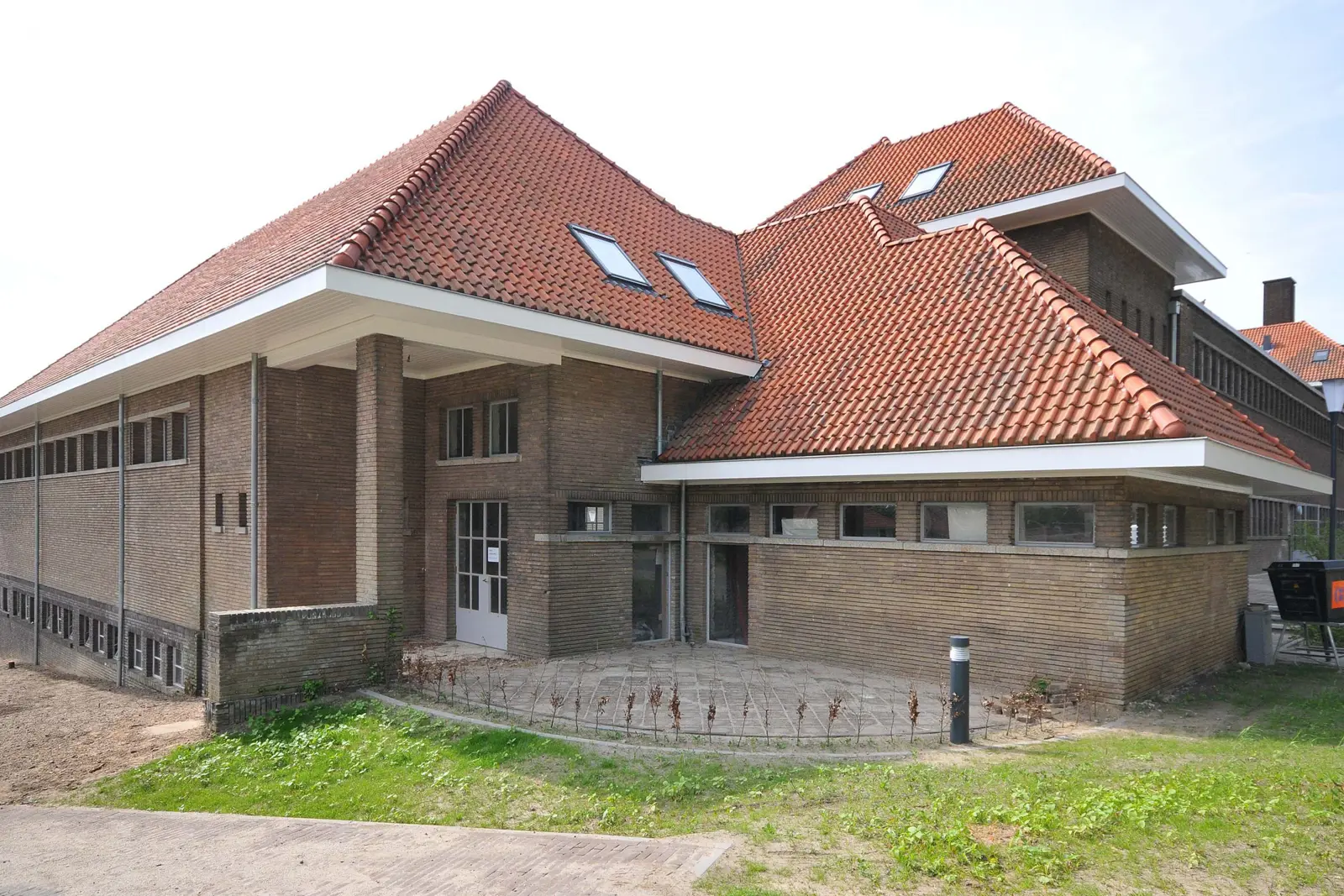 Paleis op de Heuvel Arnhem | Een nieuwe bestemming voor het oude schoolgebouw | Hendriks bedenkt, bouwt, beheert